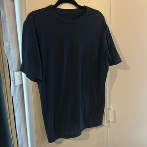 Men’s Vuori Tshirt